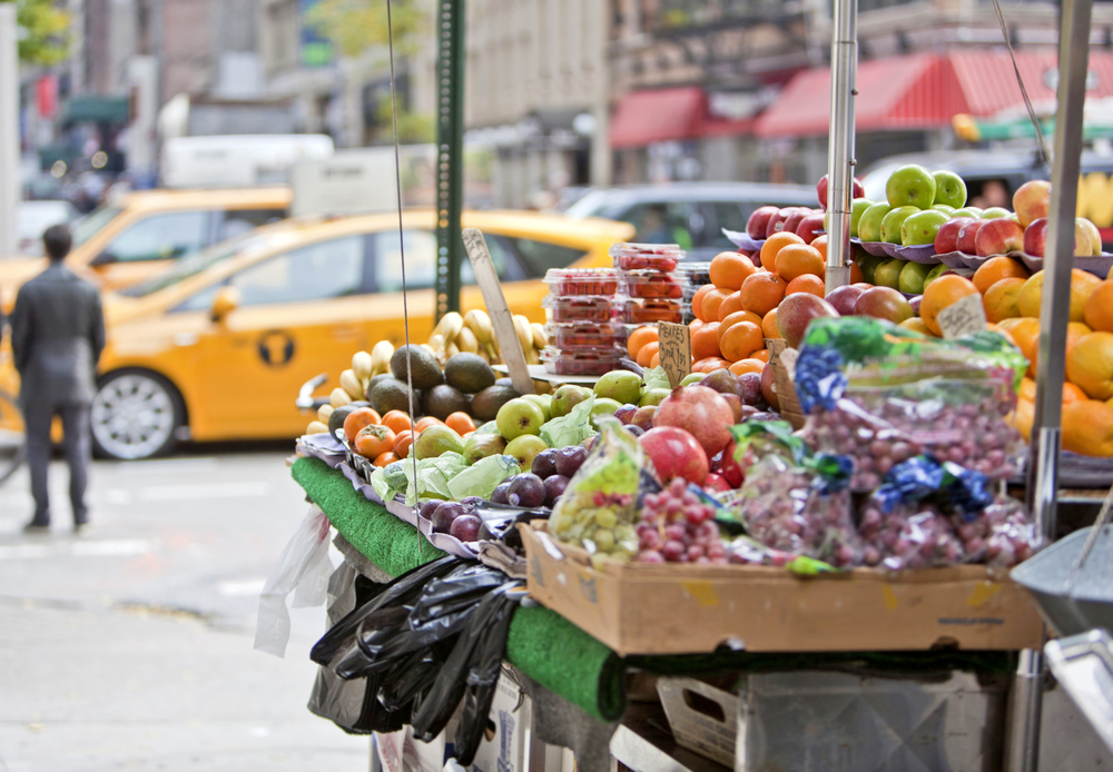 Fresh fruit stall on the streets of New York