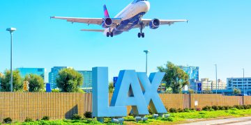Los,Angeles,,California, ,February,1,,2023:,Delta,Airlines,Plane