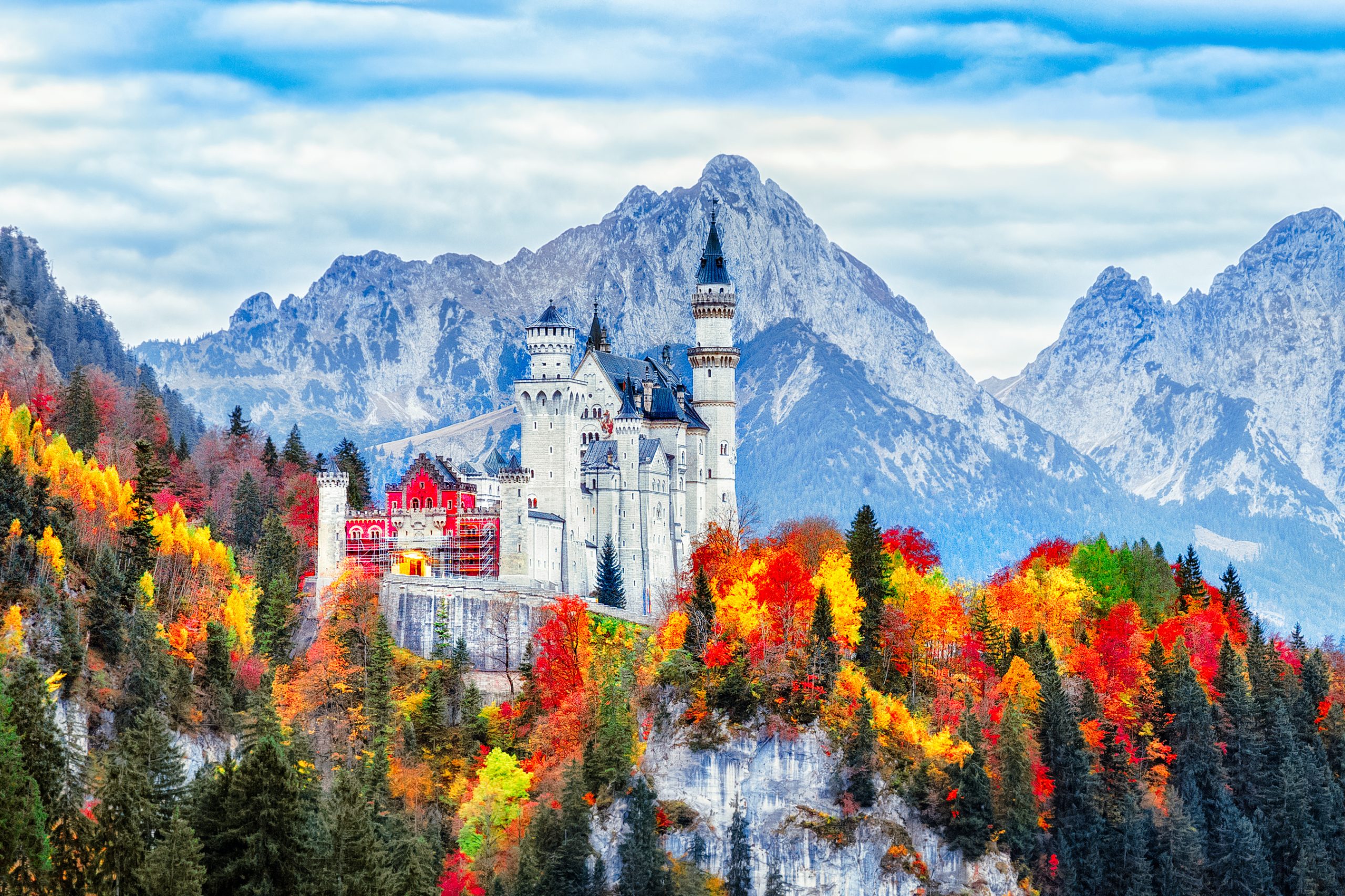 Neuschwanstein,Medieval,Castle,In,Germany,,Bavaria,Land.,Beautiful,Autumn,Scenery