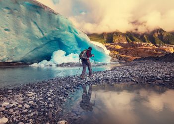 Hike,In,Norway,Mountains,,Svartisen,Glacier