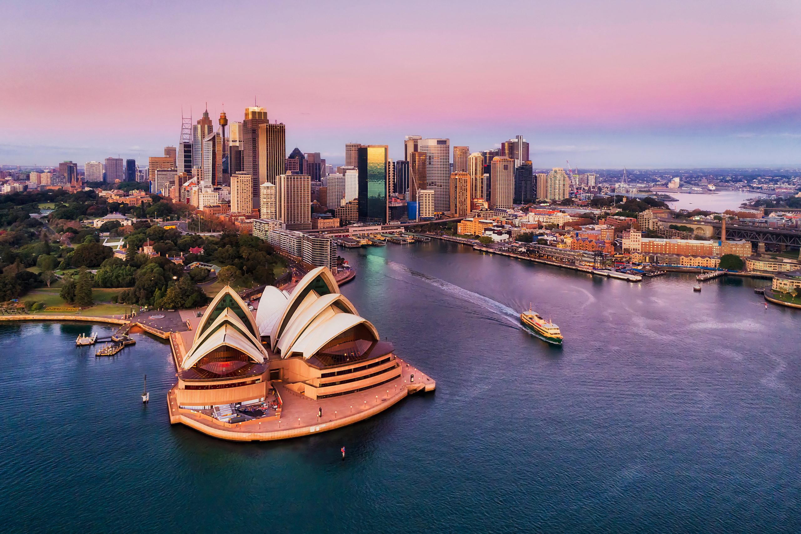 Pinkish,Colourful,Sunrise,Over,Sydney,City,Cbd,On,Waterfront,Of