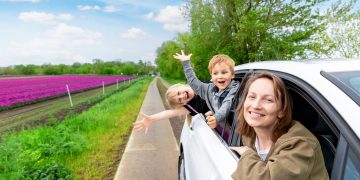 Happy,Mother,With,Two,Children,Boy,Girl,Enjoy,Travel,Netherlands
