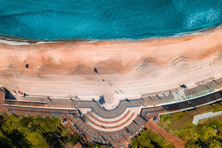 Aerial,Top,Down,Photo,Of,Coogee,Beach,Sydney,At,Sunrise