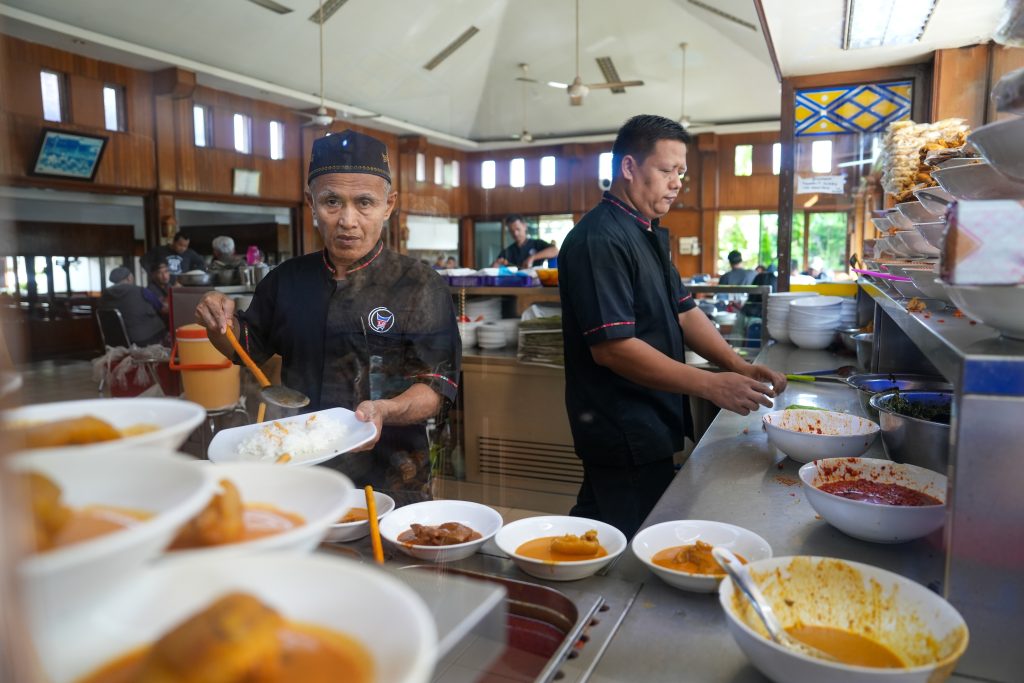 Padang,,Indonesia, ,29th,December,2022,:,Rumah,Makan,Lamun